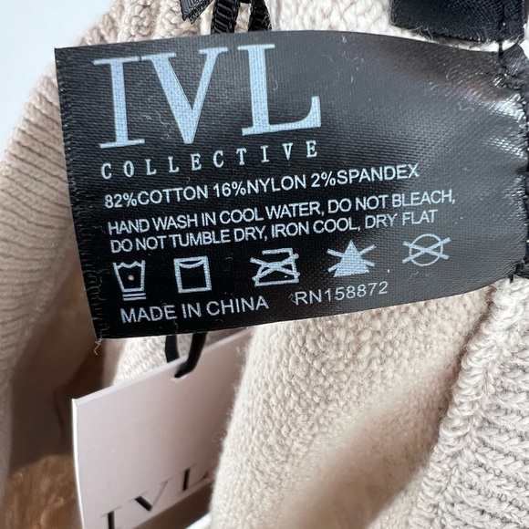 IVL Low Rise Knit Boucle Drawstring Shorts In Taupe - Picture 5 of 5